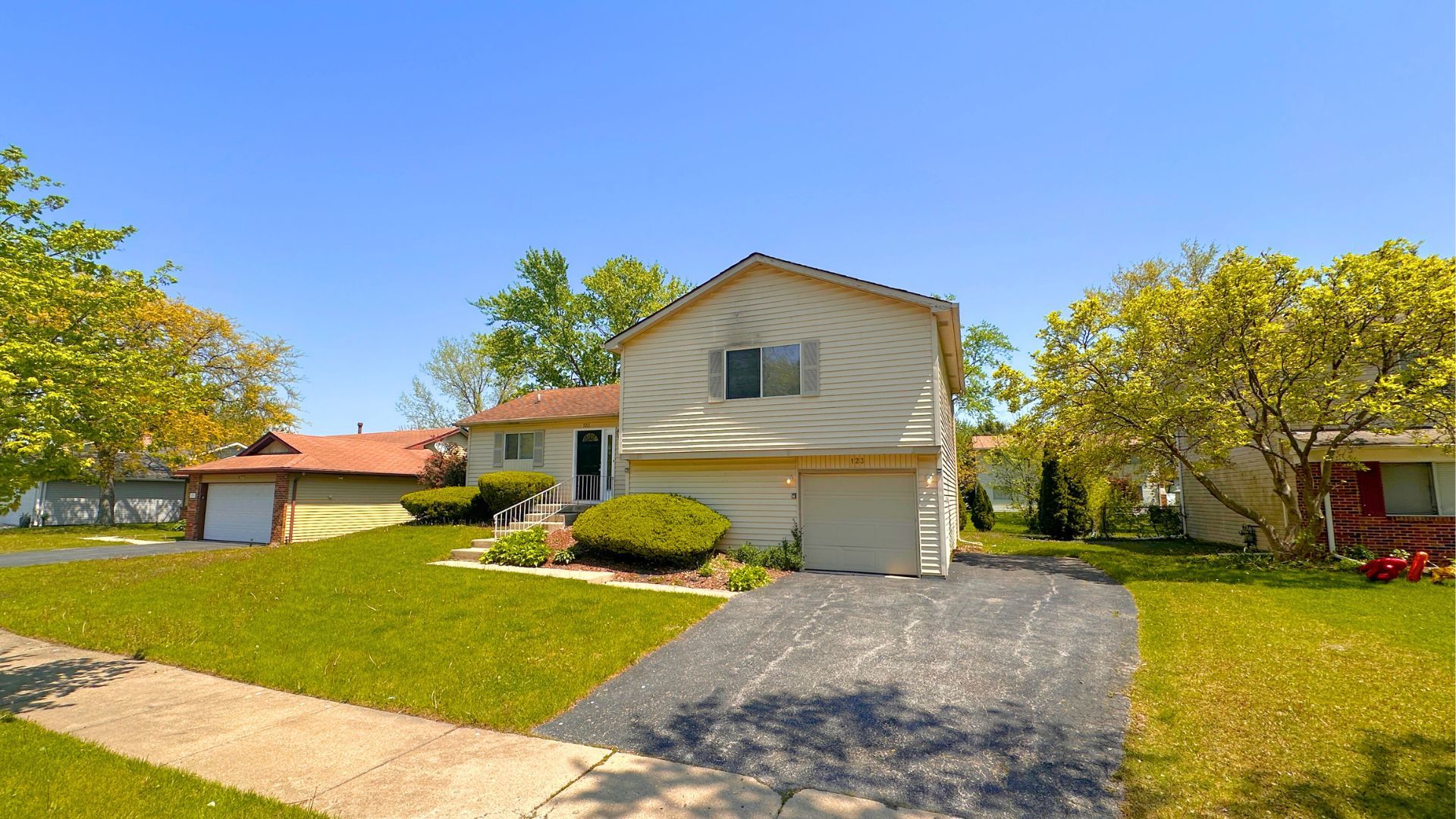 123 Oriole Road