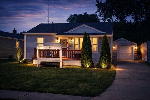 Photo of 1581 S 4th Avenue, Kankakee, IL 60901 (MLS # 12443001)