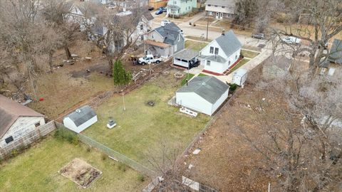 Tiny photo for 1212 10th Avenue, Rockford, IL 61104 (MLS # 12525033)