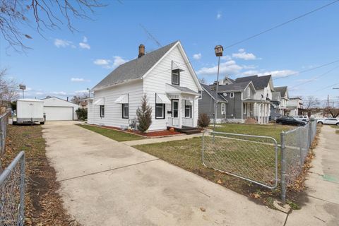 Photo of 1212 10th Avenue, Rockford, IL 61104 (MLS # 12525033)