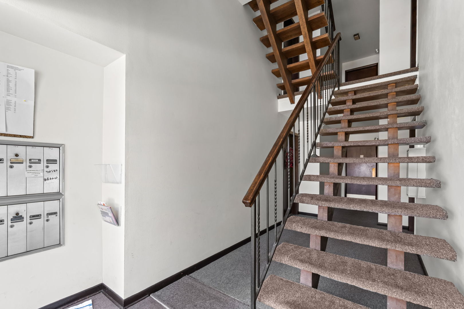 4829 W 109th Street 301
