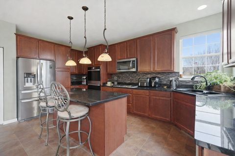 Tiny photo for 1181 Silver Lake Court, Pingree Grove, IL 60140 (MLS # 12610159)