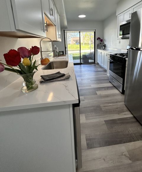 Tiny photo for 904 Van Buren Court #904, Vernon Hills, IL 60061 (MLS # 12630792)
