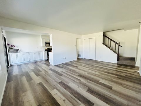 Tiny photo for 904 Van Buren Court #904, Vernon Hills, IL 60061 (MLS # 12630792)
