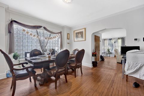 Tiny photo for 7515 S East End Avenue, Chicago, IL 60649 (MLS # 12398386)