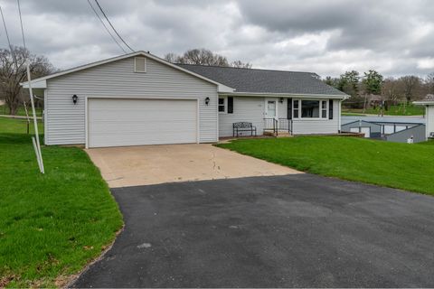 Tiny photo for 406 Williams Drive, Oregon, IL 61061 (MLS # 12617777)