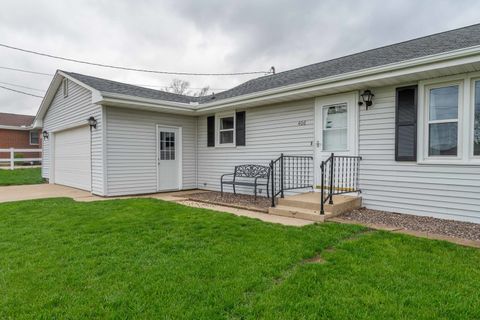 Tiny photo for 406 Williams Drive, Oregon, IL 61061 (MLS # 12617777)