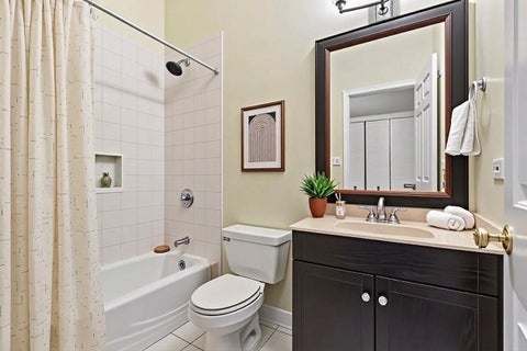 Tiny photo for 4627 N Kenmore Avenue #1E, Chicago, IL 60640 (MLS # 12569327)