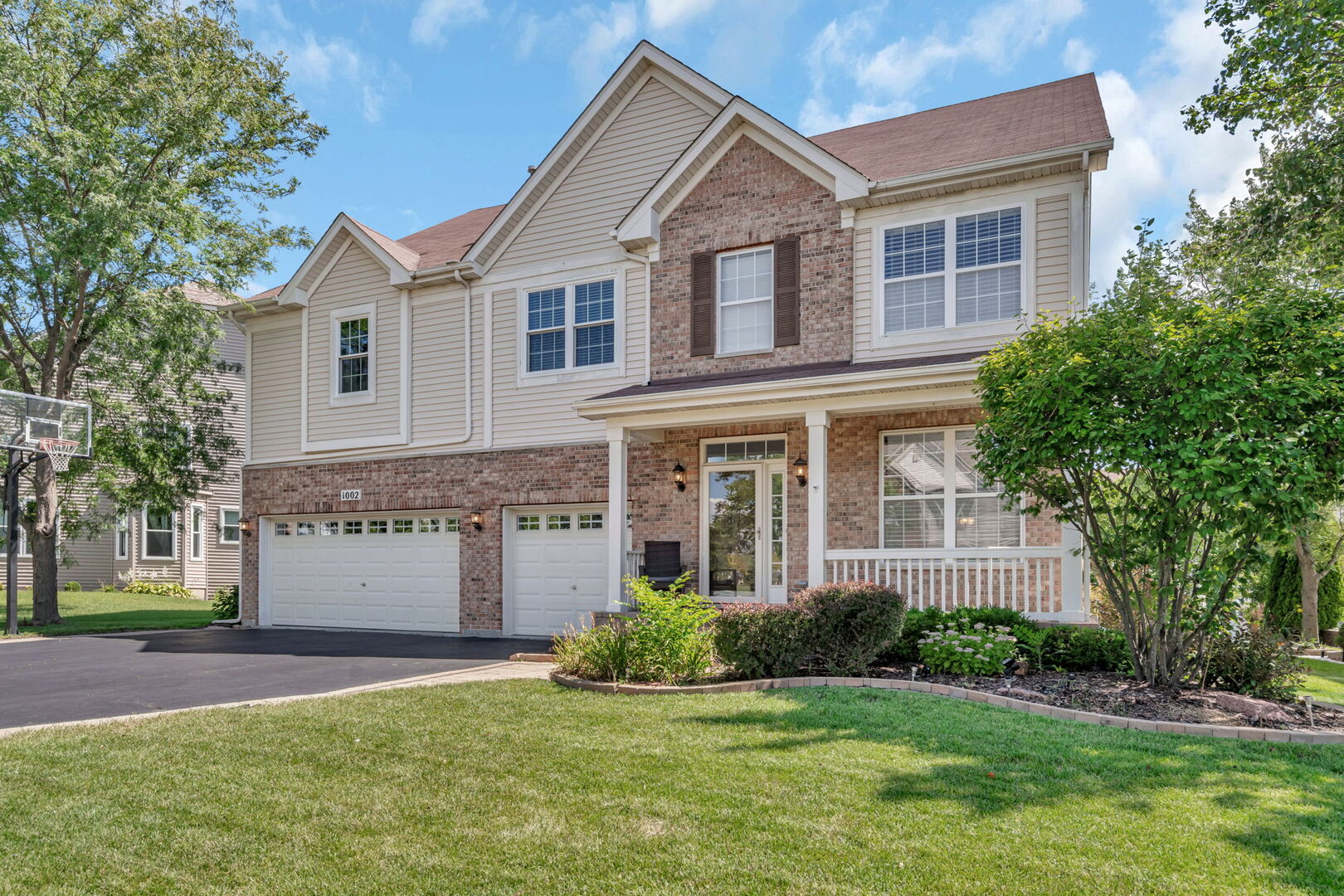 1002 Angelica Circle