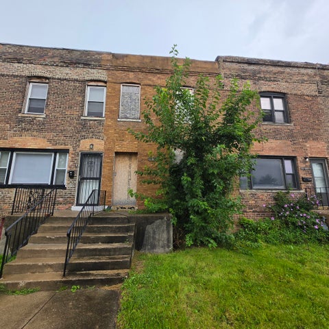 Photo of 10762 S Langley Avenue, Chicago, IL 60628 (MLS # 12763887)