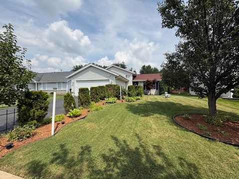 Tiny photo for 4098 Biltmore Chase, Rockford, IL 61109 (MLS # 12437488)