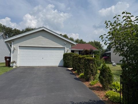 Tiny photo for 4098 Biltmore Chase, Rockford, IL 61109 (MLS # 12437488)