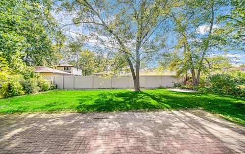 Tiny photo for 739 E 170th Street, South Holland, IL 60473 (MLS # 12483210)