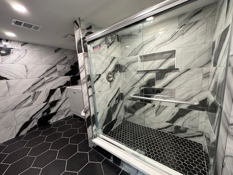 Tiny photo for 739 E 170th Street, South Holland, IL 60473 (MLS # 12483210)