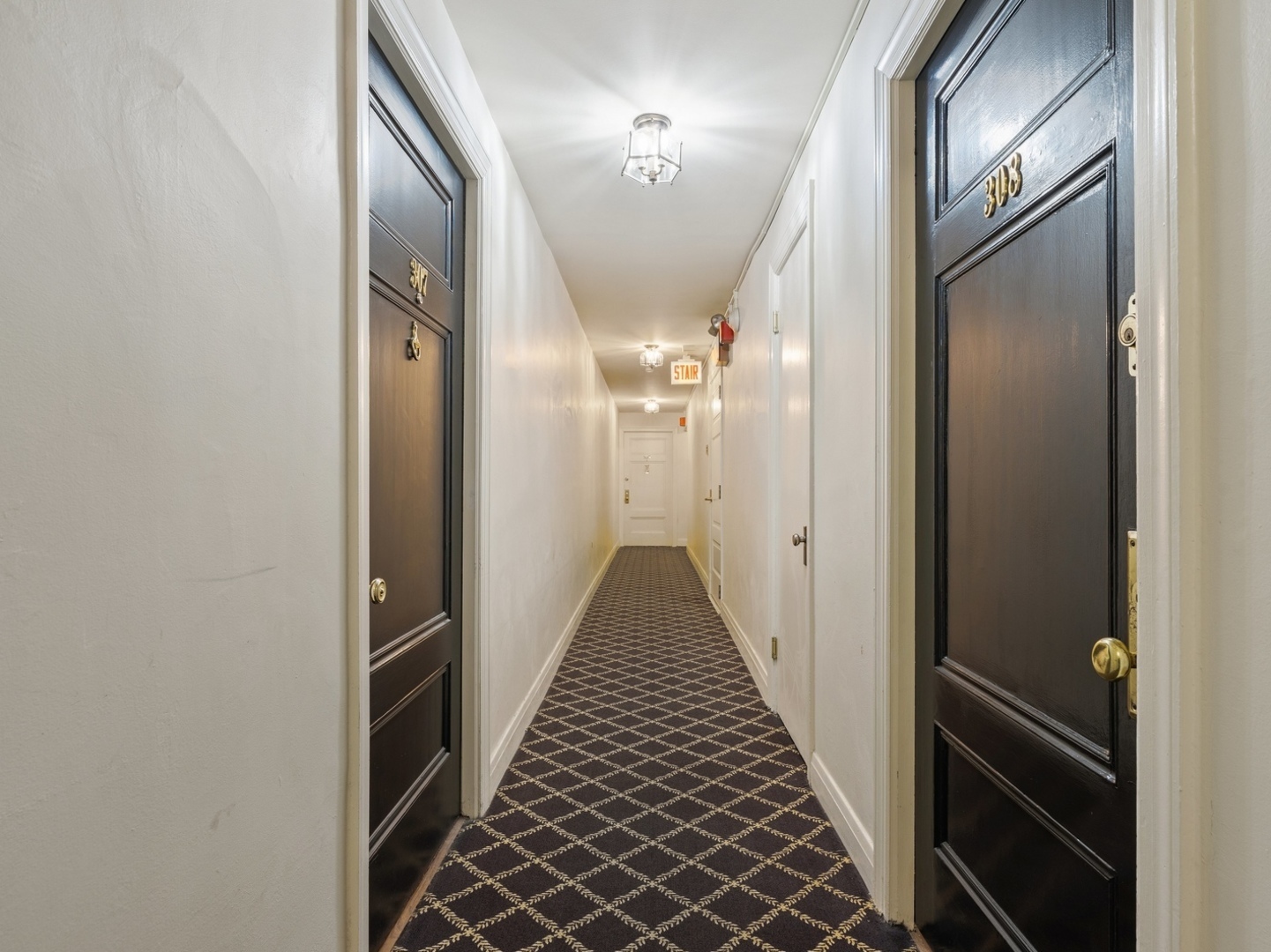 60 E Scott Street 403