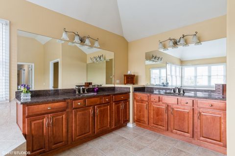 Tiny photo for 12116 Winterberry Lane, Plainfield, IL 60585 (MLS # 12356542)