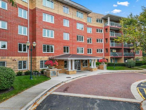 710 Creekside Drive 506 Mount Prospect IL 60056