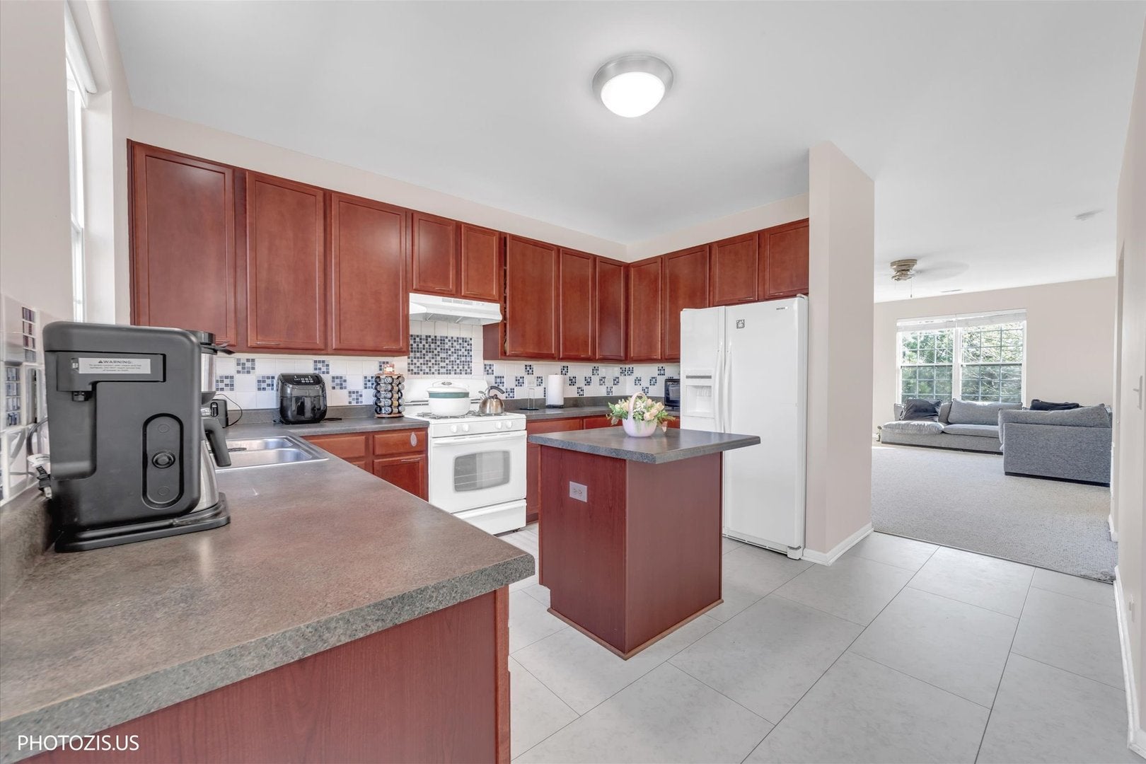 1689 W Turtle Creek Lane