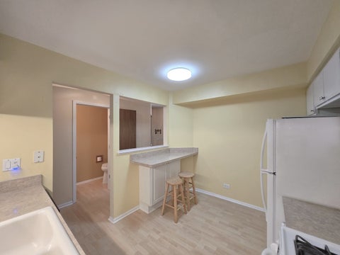 Tiny photo for 727 Shady Oaks Court #727, Elgin, IL 60120 (MLS # 12673306)