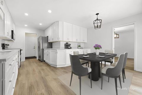 Tiny photo for 15606 Hollyhock Court, Orland Park, IL 60462 (MLS # 12602994)