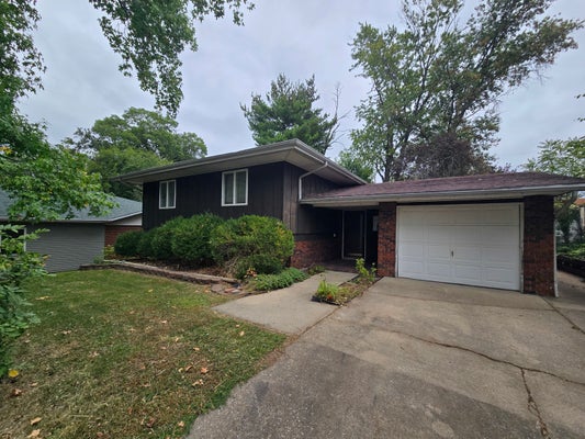 10 WESTWOOD DR, MOUNT VERNON, IL 62864 - Image 52eb34dcb6c6467bfdbd83d6c9405c7e/964581025