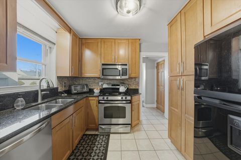 Tiny photo for 1138 Cleveland Avenue, La Grange Park, IL 60526 (MLS # 12570837)