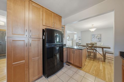 Tiny photo for 1138 Cleveland Avenue, La Grange Park, IL 60526 (MLS # 12570837)