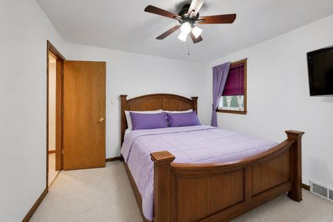 Tiny photo for 8332 N Oketo Avenue, Niles, IL 60714 (MLS # 12642422)