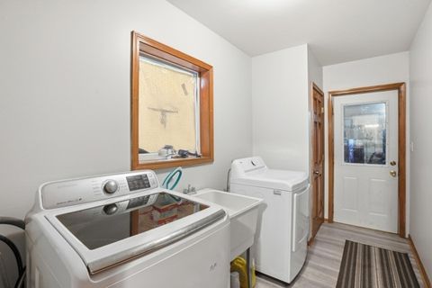 Tiny photo for 421 Nobes Avenue, Lockport, IL 60441 (MLS # 12614497)