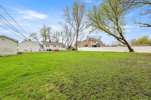 Tiny photo for 216 W Rand Road, Mount Prospect, IL 60056 (MLS # 12610212)