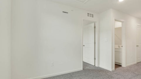 Tiny photo for 2051 Sequoia Avenue, Mundelein, IL 60060 (MLS # 12762869)