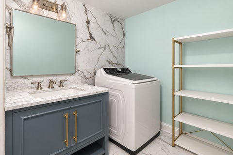 Tiny photo for 3328 S Bell Avenue, Chicago, IL 60608 (MLS # 12757234)