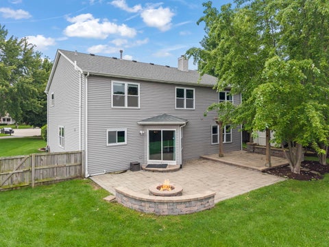 Tiny photo for 808 Livingston Court, Naperville, IL 60540 (MLS # 12745924)