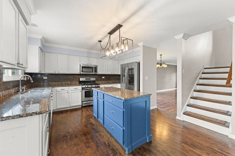Tiny photo for 808 Livingston Court, Naperville, IL 60540 (MLS # 12745924)