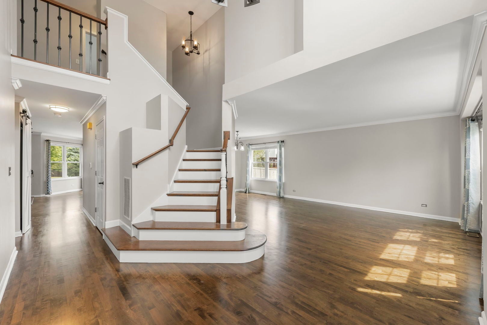 808 Livingston Court