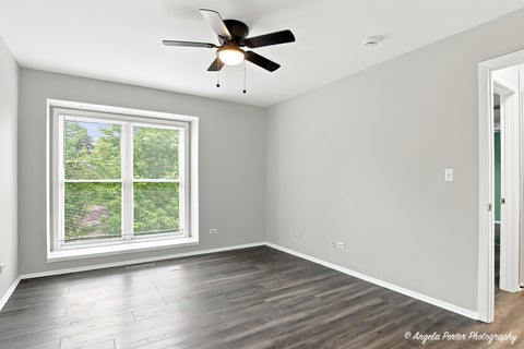 Tiny photo for 761 Garfield Avenue #B, Libertyville, IL 60048 (MLS # 12703610)