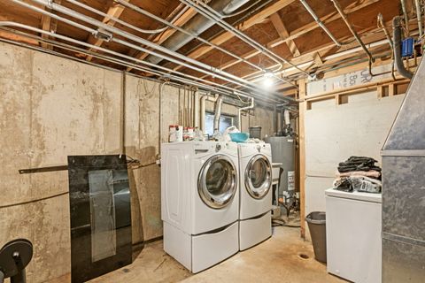 Tiny photo for 333 Grosvenor Court, Bolingbrook, IL 60440 (MLS # 12600294)