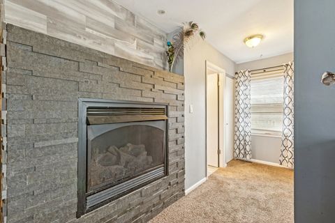 Tiny photo for 333 Grosvenor Court, Bolingbrook, IL 60440 (MLS # 12600294)