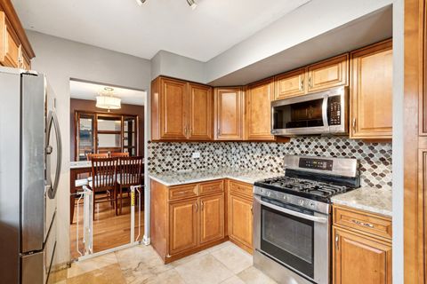 Tiny photo for 333 Grosvenor Court, Bolingbrook, IL 60440 (MLS # 12600294)