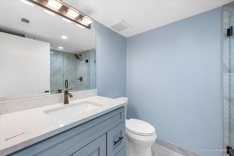Tiny photo for 20 N Waverly Place, Mount Prospect, IL 60056 (MLS # 12655256)