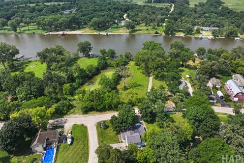 Tiny photo for 4712 Wildwood Drive, McHenry, IL 60051 (MLS # 12717320)