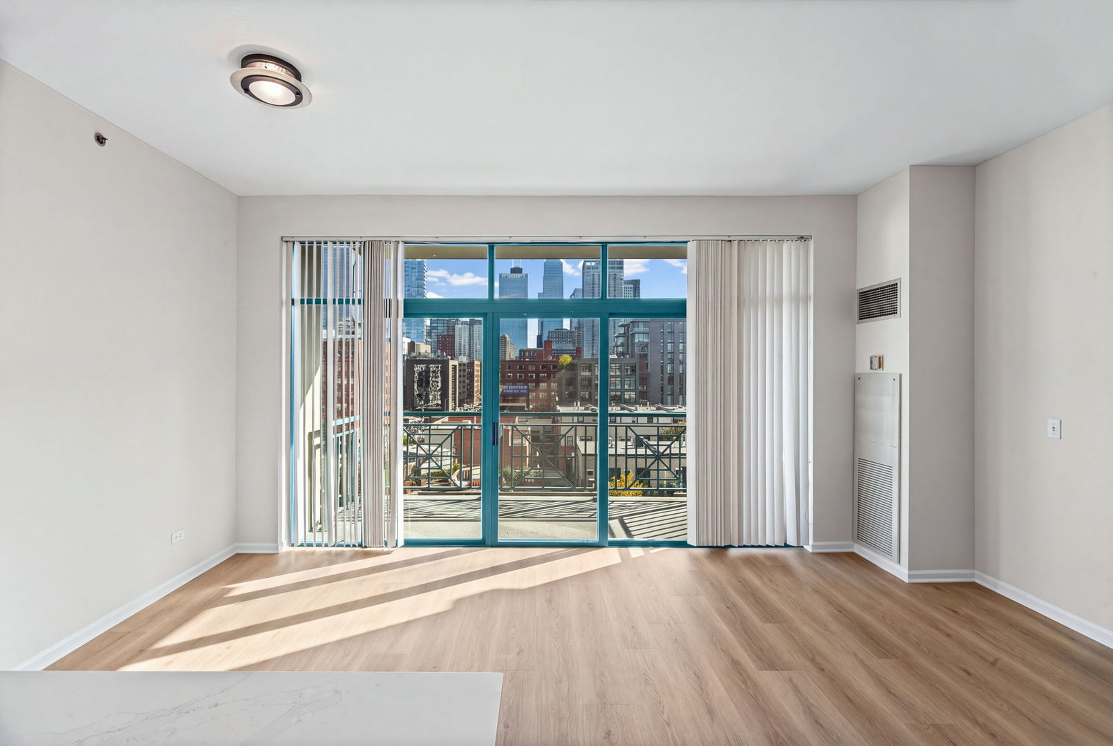 340 W Superior Street 706