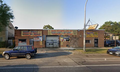 5717 W Grand Avenue Chicago IL 60639