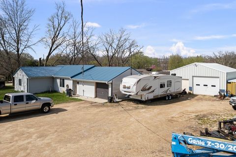 Tiny photo for 220 Arcade Street, Maquoketa, IA 52060 (MLS # 12623966)