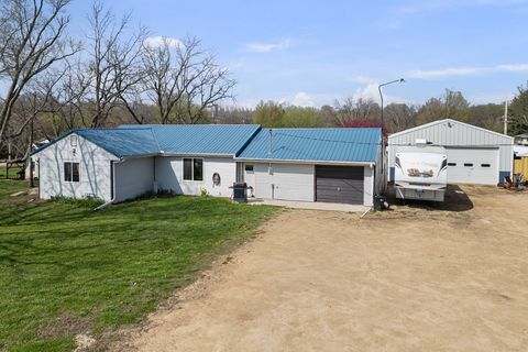 Photo of 220 Arcade Street, Maquoketa, IA 52060 (MLS # 12623966)