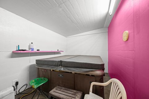 Tiny photo for 220 Arcade Street, Maquoketa, IA 52060 (MLS # 12623966)