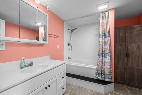 Tiny photo for 220 Arcade Street, Maquoketa, IA 52060 (MLS # 12623966)