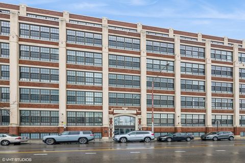 3963 W BELMONT Avenue 143 Chicago IL 60618