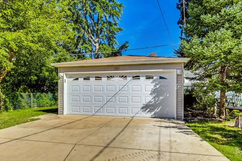 A home in Des Plaines