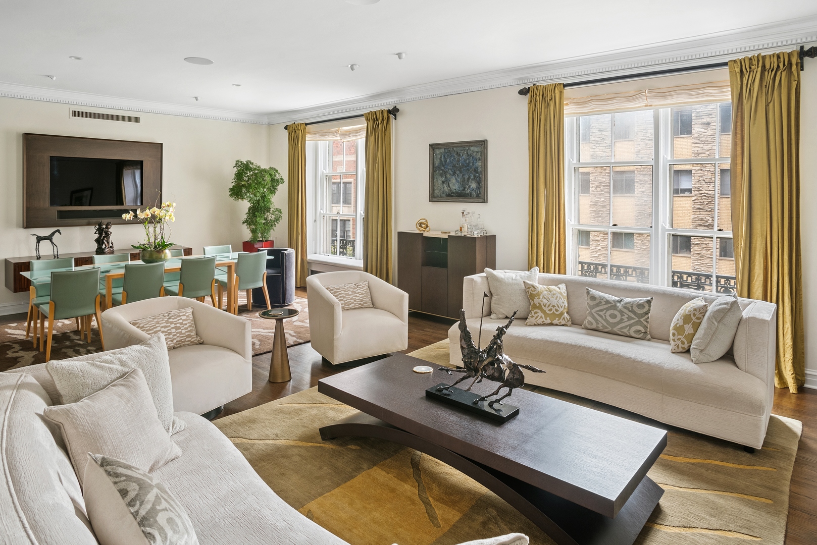3400 N LAKE SHORE Drive 2D